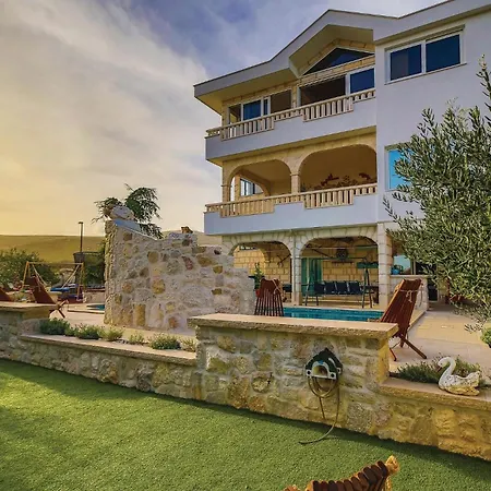 In With House Sea View