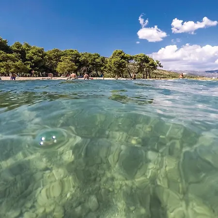 In With House Sea View *