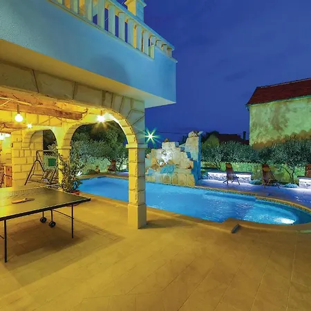 Prázdninový dům In With House Sea View Trogir