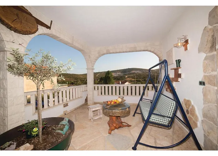 Σπίτι διακοπών In With House Sea View Τρογκίρ